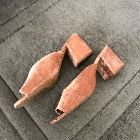 Pink velvet mules - Picture 2 of 2